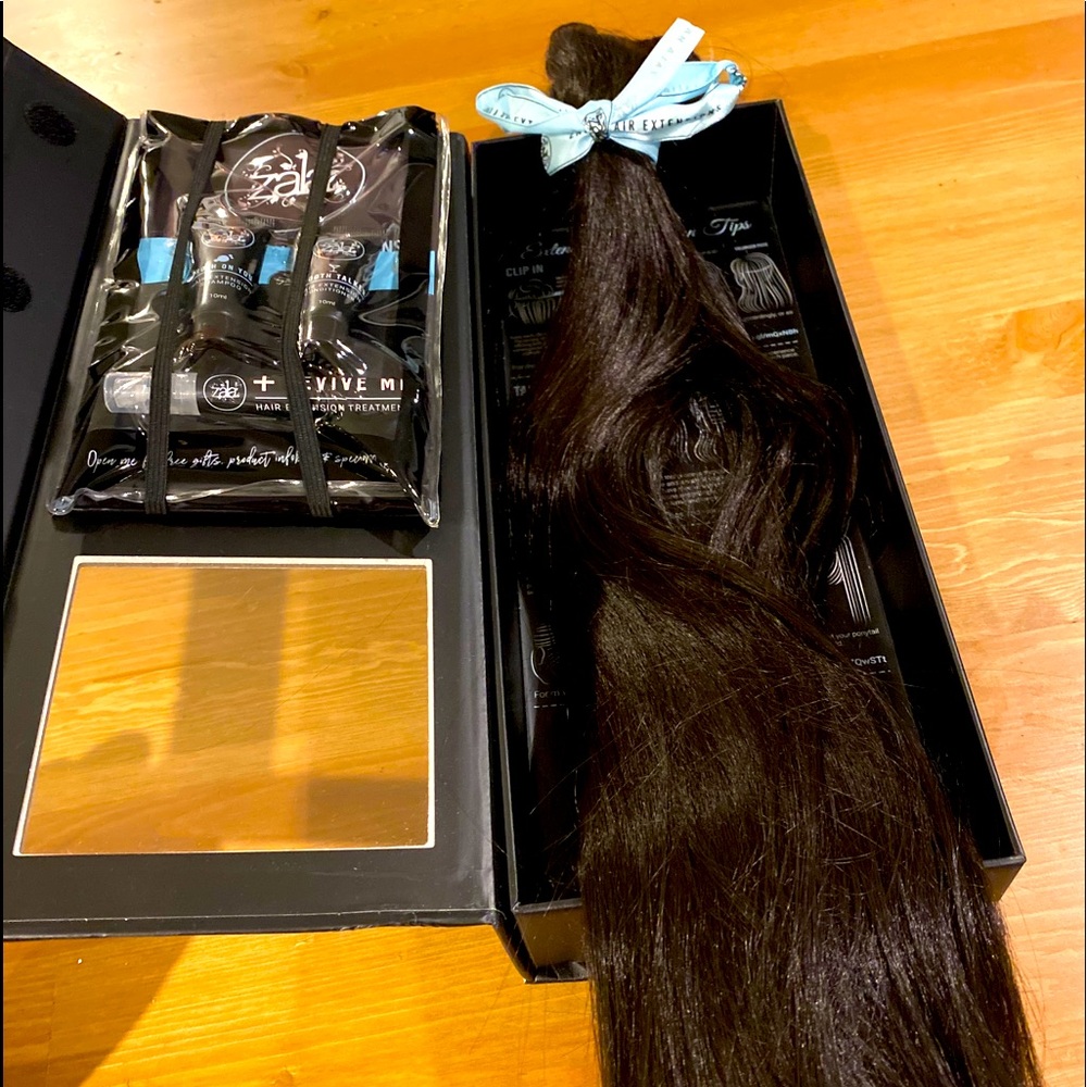 Brand new 20 in. Zala keratin halo hair extension